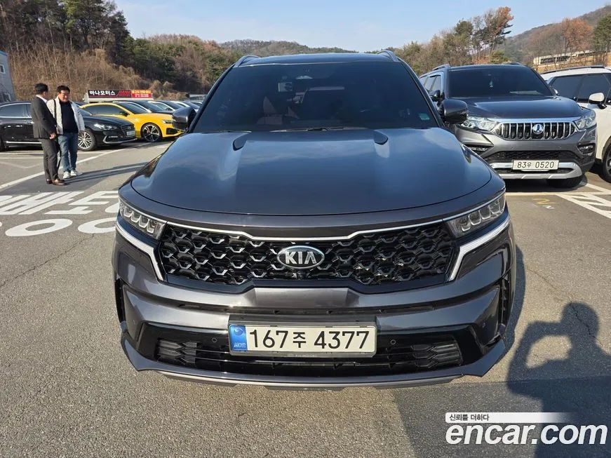 Kia Sorento — фото 6