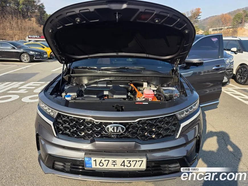 Kia Sorento — фото 8