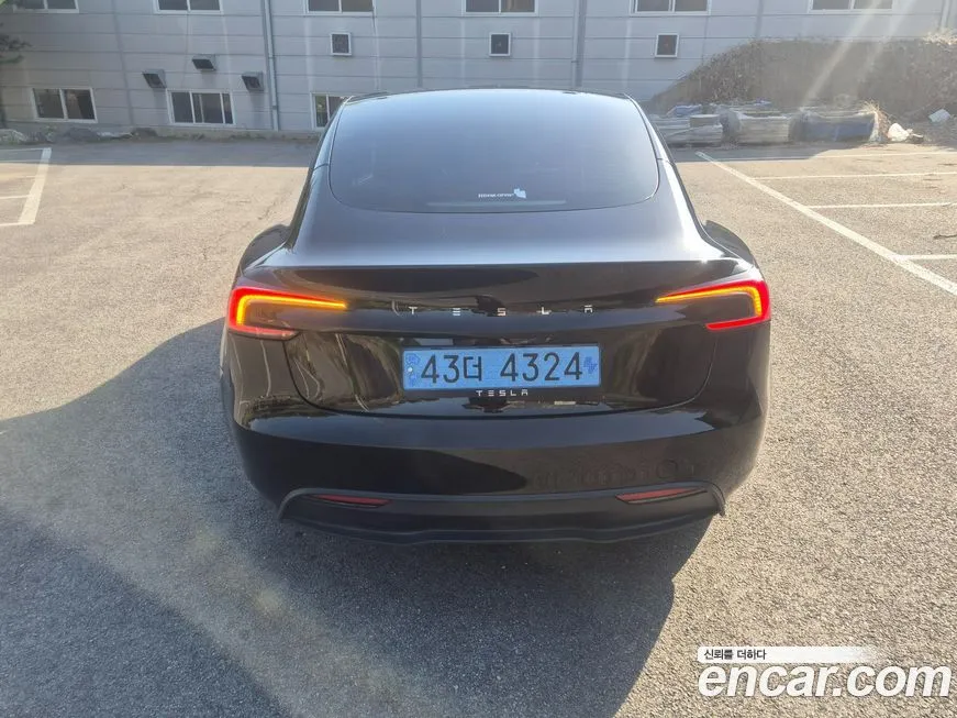 Tesla Model 3 2024 из KR, фото 10