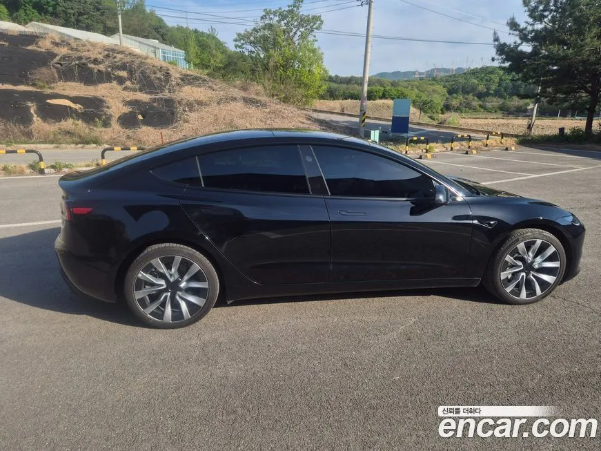 Tesla Model 3 2024 из KR, фото 6