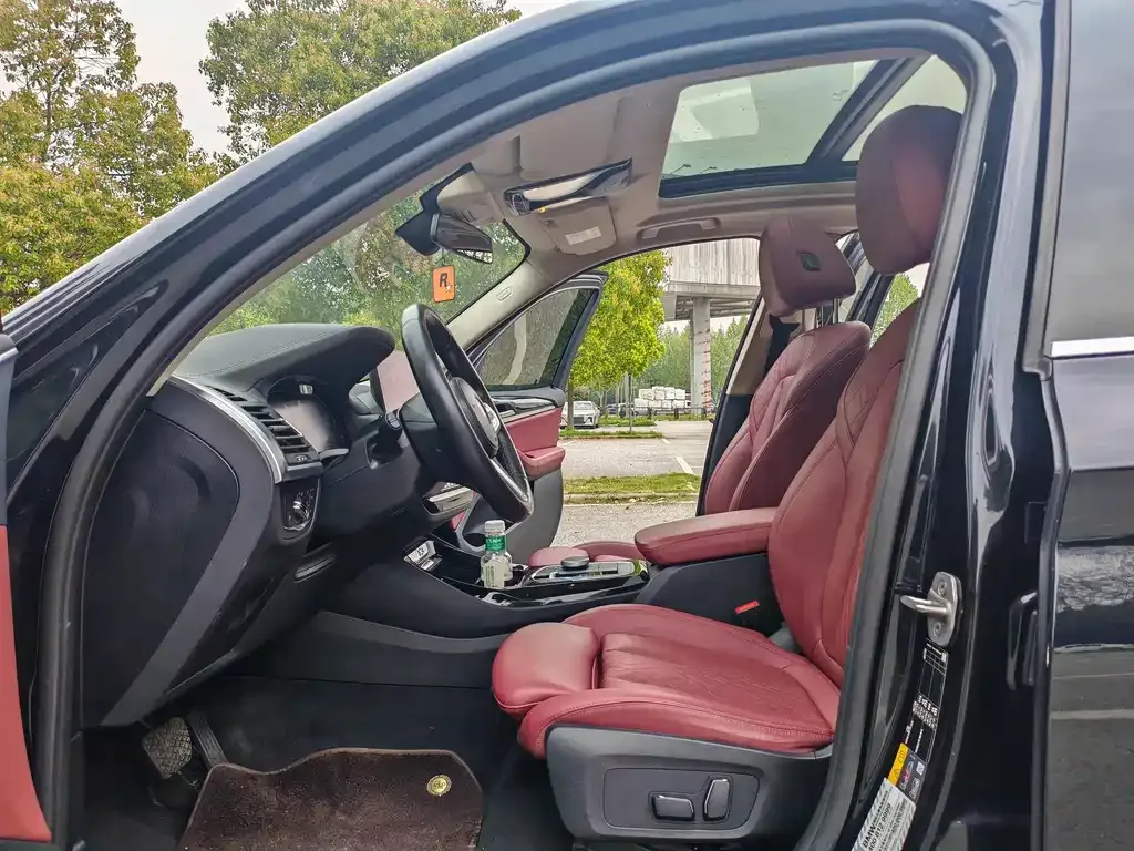 BMW iX3 2024 из CN, фото 3