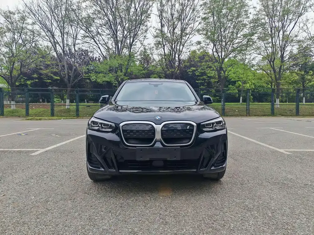 BMW iX3 2024 из CN, фото 9