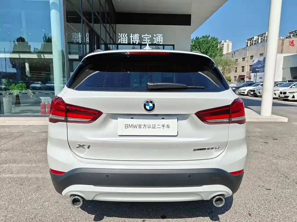 BMW X1 — фото 7