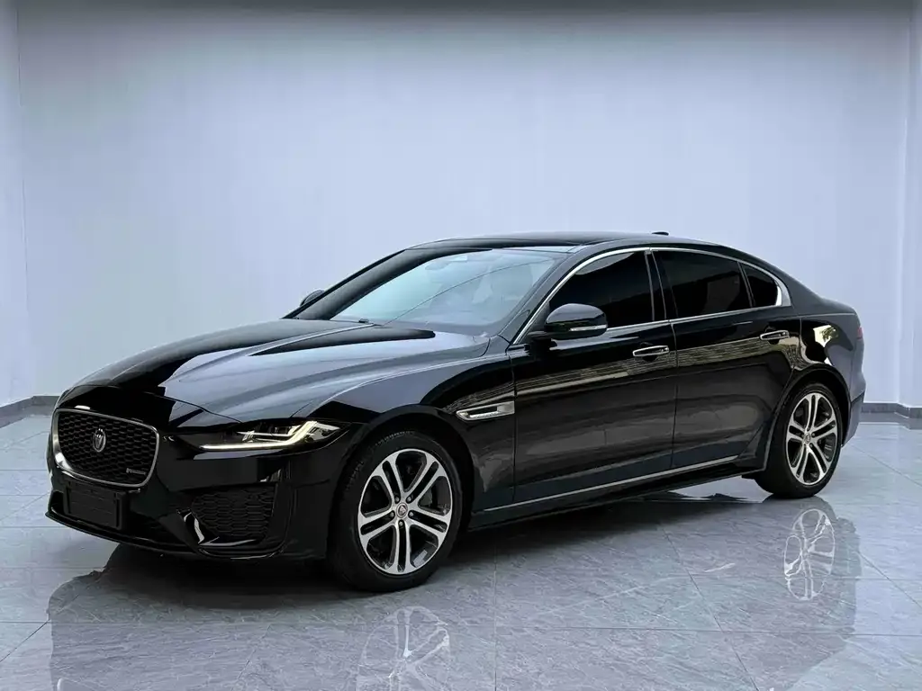 Jaguar XEL — фото 1