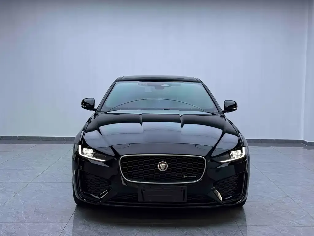 Jaguar XEL — фото 2