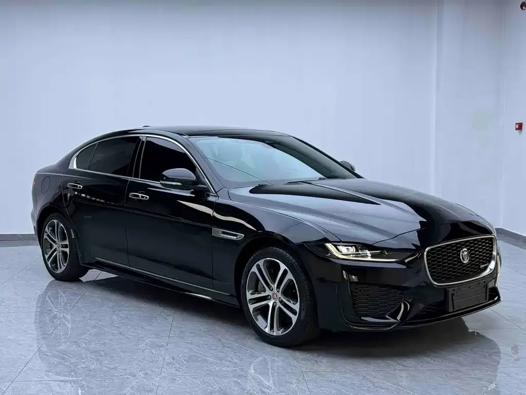 Jaguar XEL — фото 9