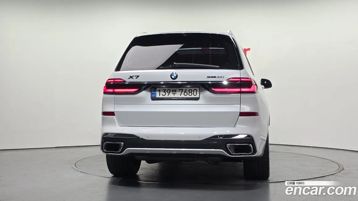BMW X7 — фото 2