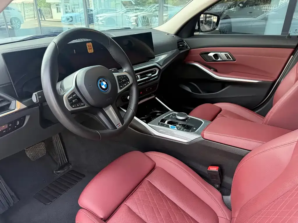 BMW i3 2024 из CN, фото 4