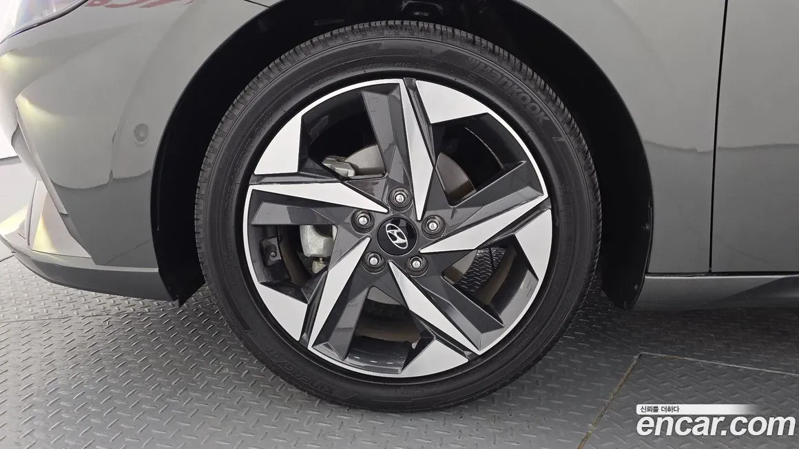 Hyundai AVANTE 2023 из KR, фото 10