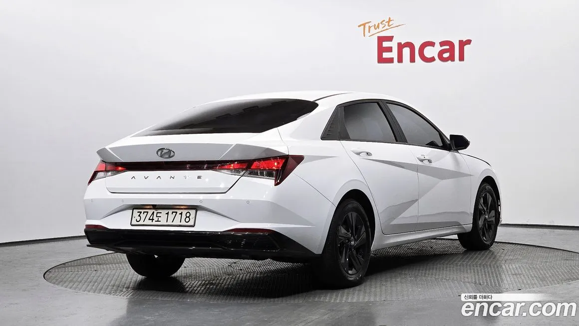 Hyundai AVANTE 2023 из KR, фото 5