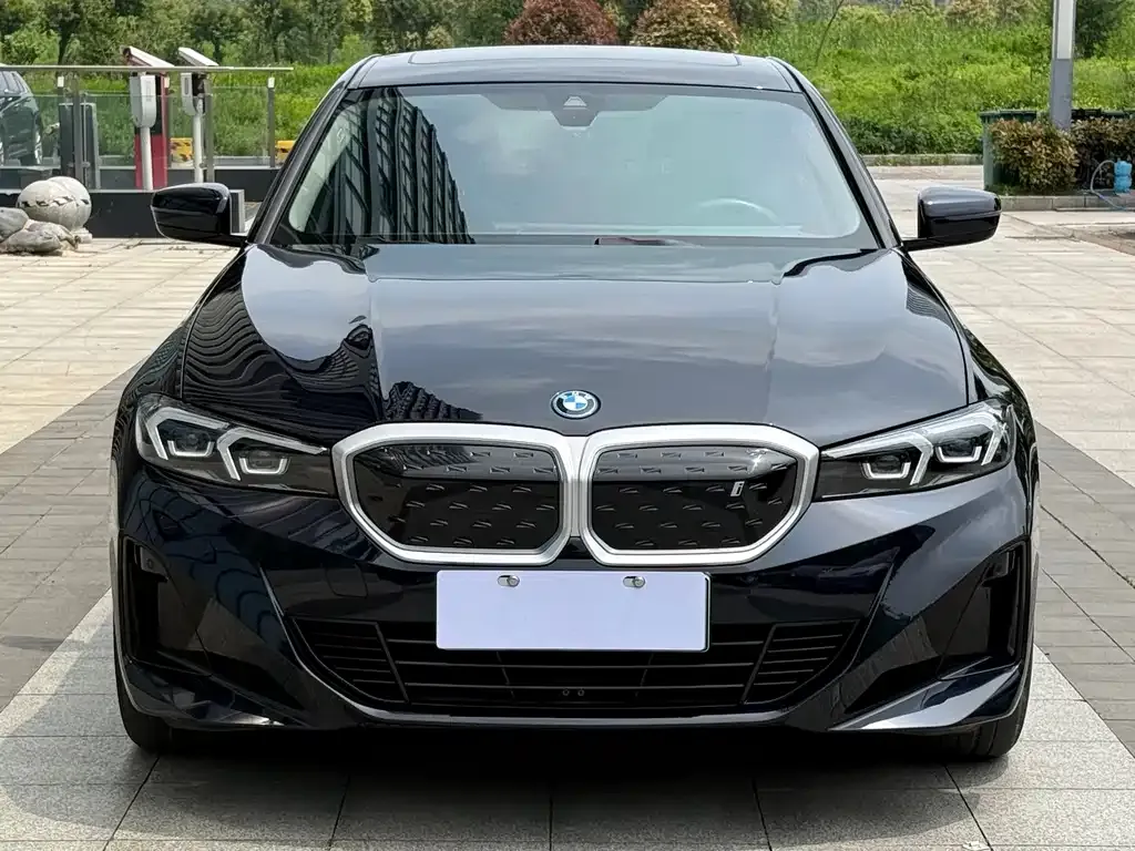 BMW i3 — фото 9