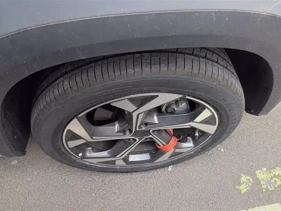 Geely Boyue L 2025 из CN, фото 3