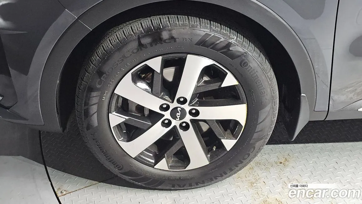 Kia Sorento — фото 10