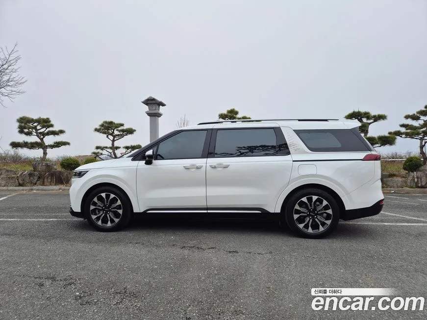 Kia Carnival — фото 2
