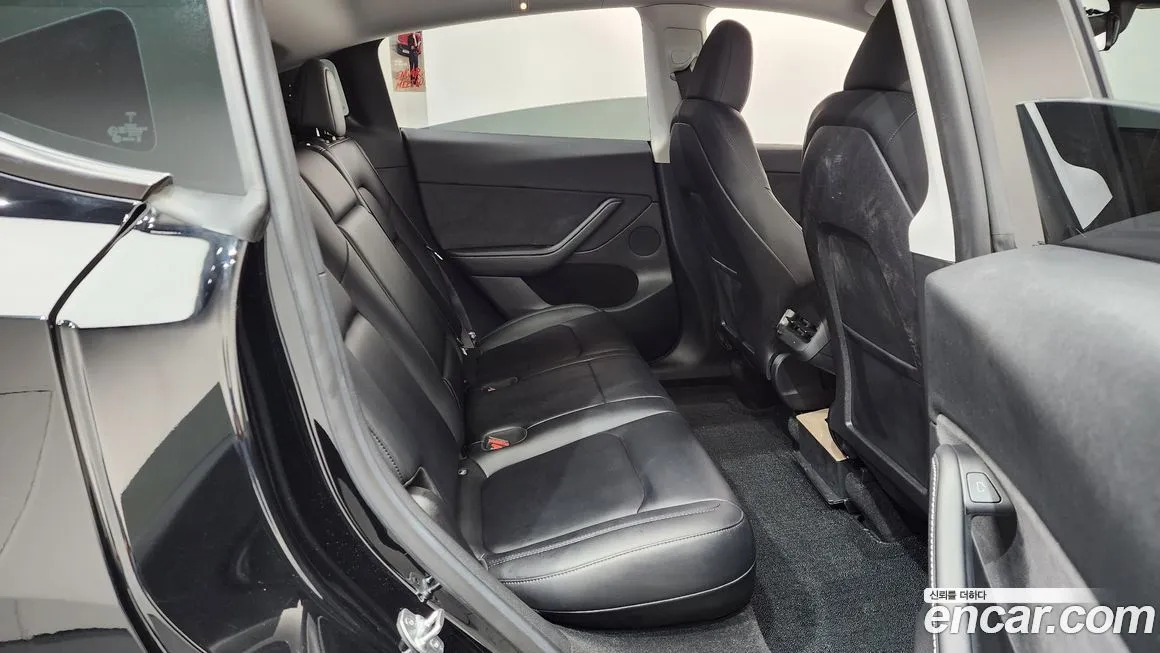 Tesla Model Y 2023 из KR, фото 9