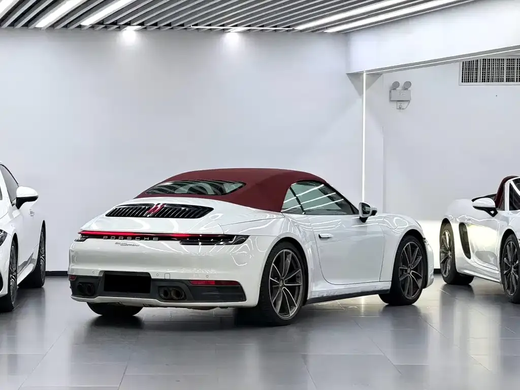 Porsche 911 2021 из CN, фото 5