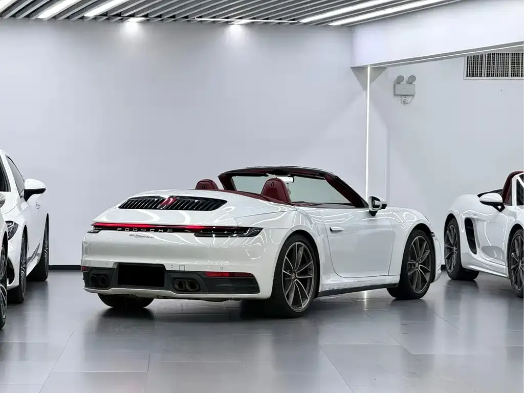 Porsche 911 2021 из CN, фото 6