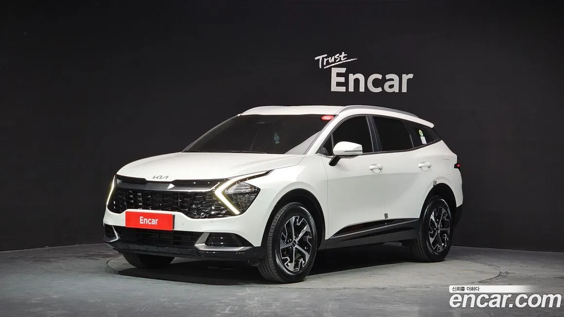 Kia Sportage — фото 1