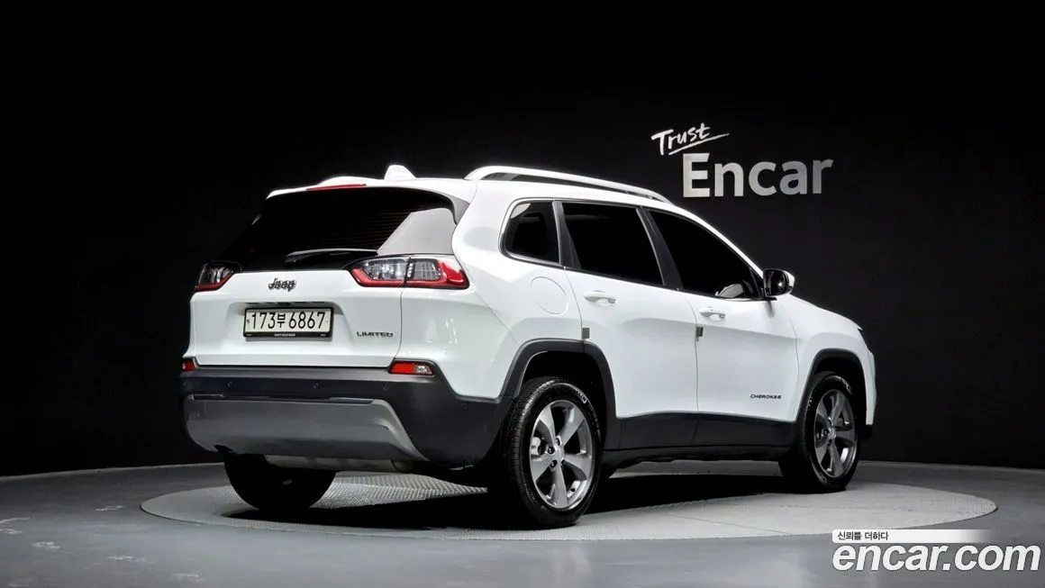Jeep Cherokee 2021 из KR, фото 4