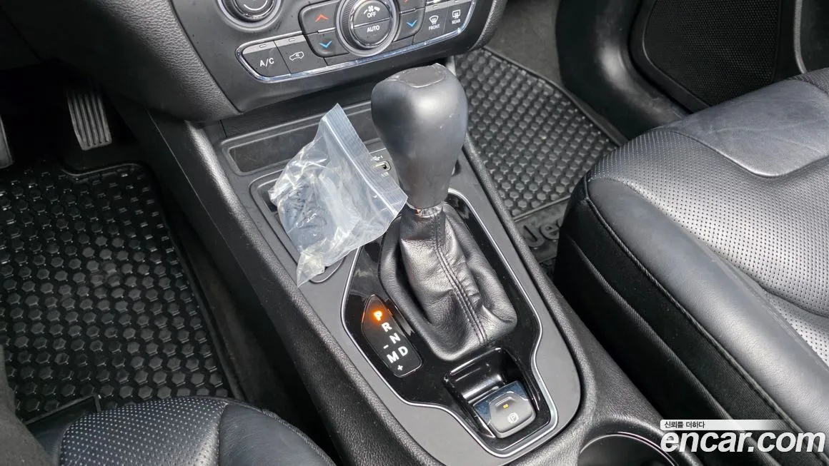 Jeep Cherokee 2021 из KR, фото 8