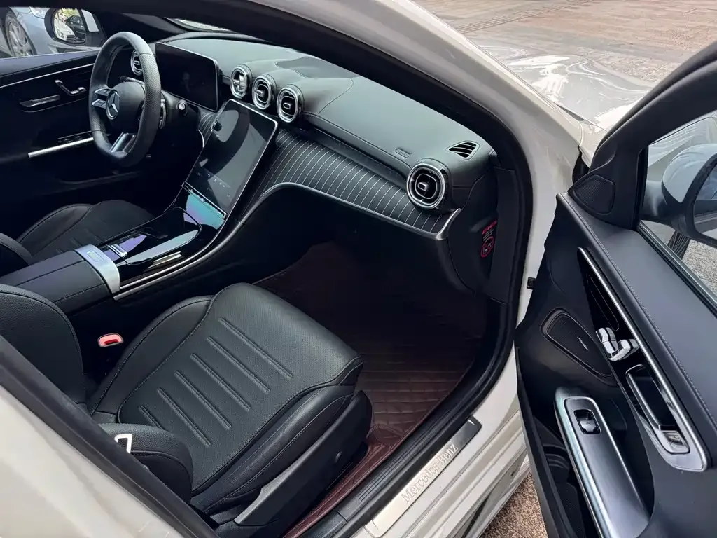 Mercedes-Benz C-Class 2024 из CN, фото 5