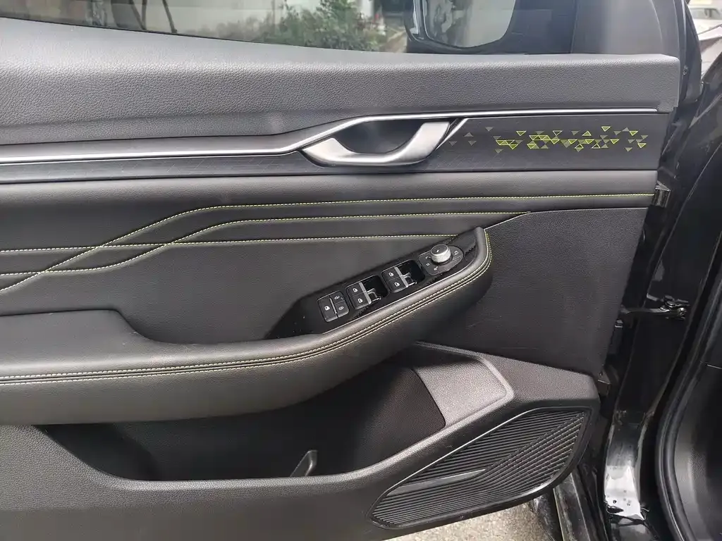 Geely Xingrui 2023 из CN, фото 6