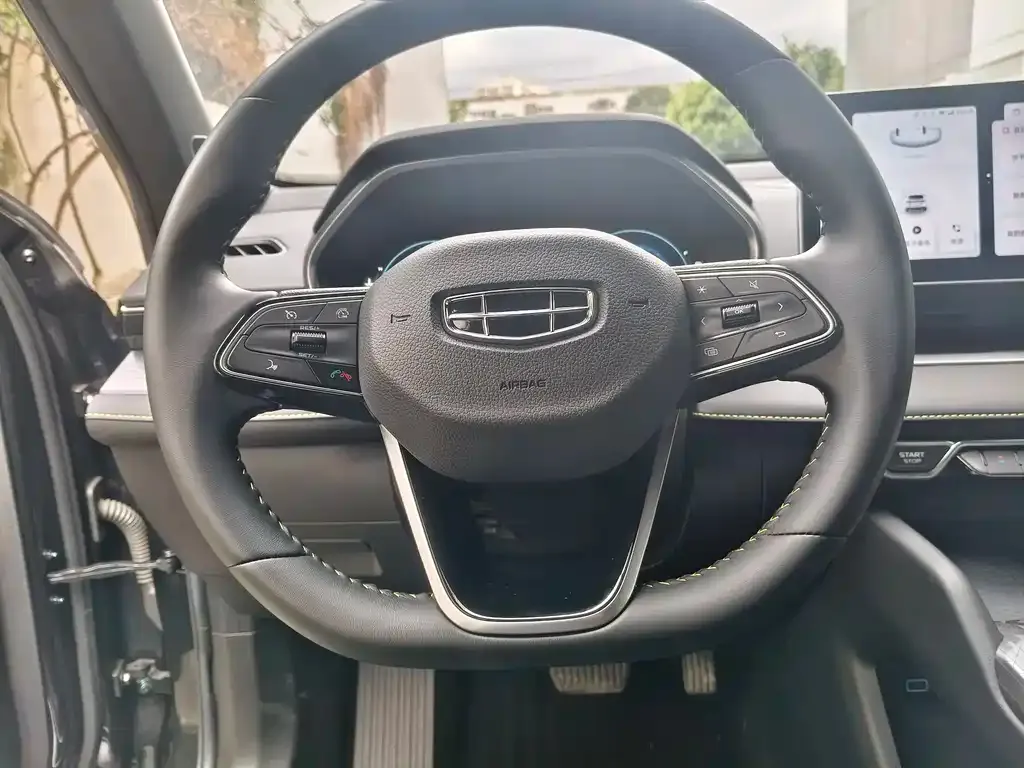 Geely Xingrui 2023 из CN, фото 8