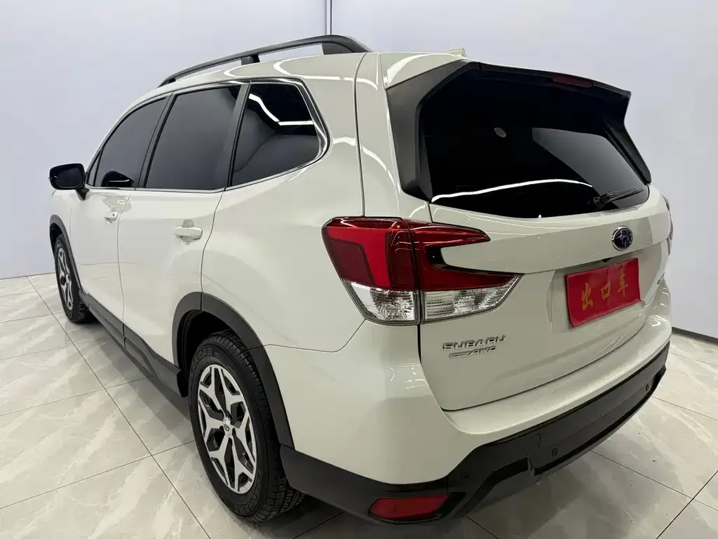 Subaru Forester 2021 из CN, фото 4