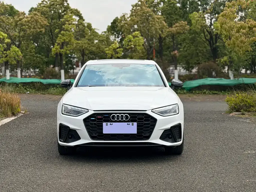 Audi A4L — фото 5