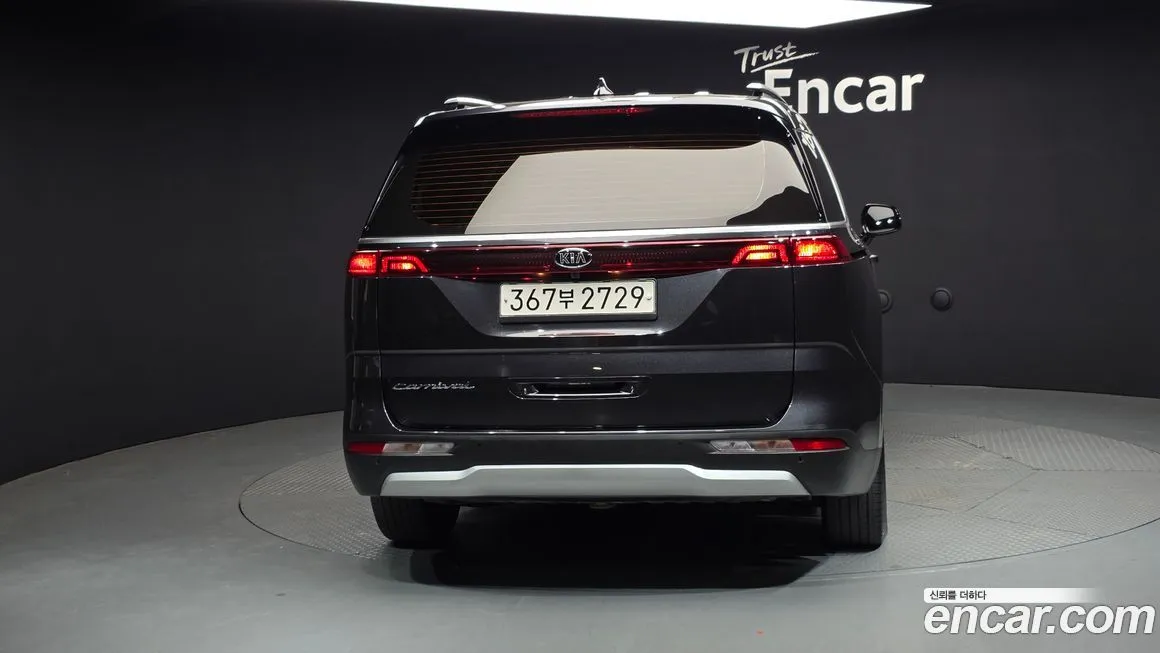 Kia Carnival — фото 2