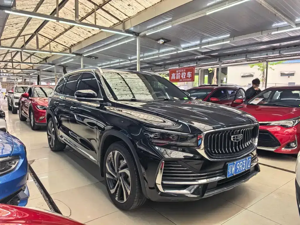 Geely Xingyue L — фото 9