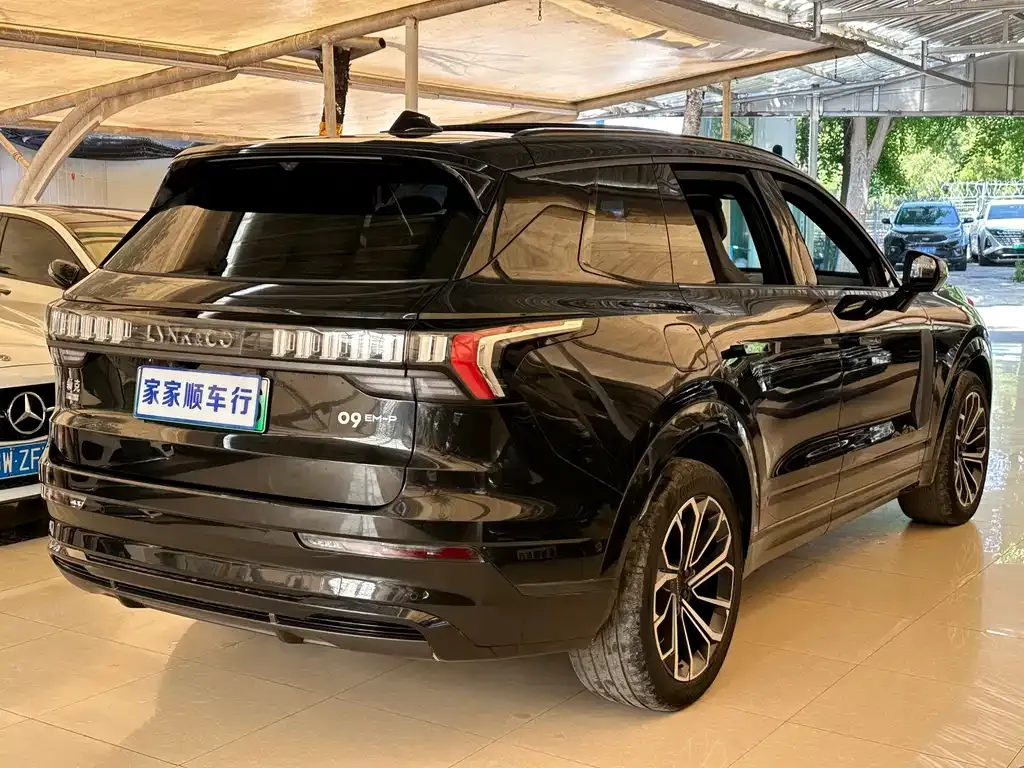 Lynk & Co 09 PHEV 2022 из CN, фото 9