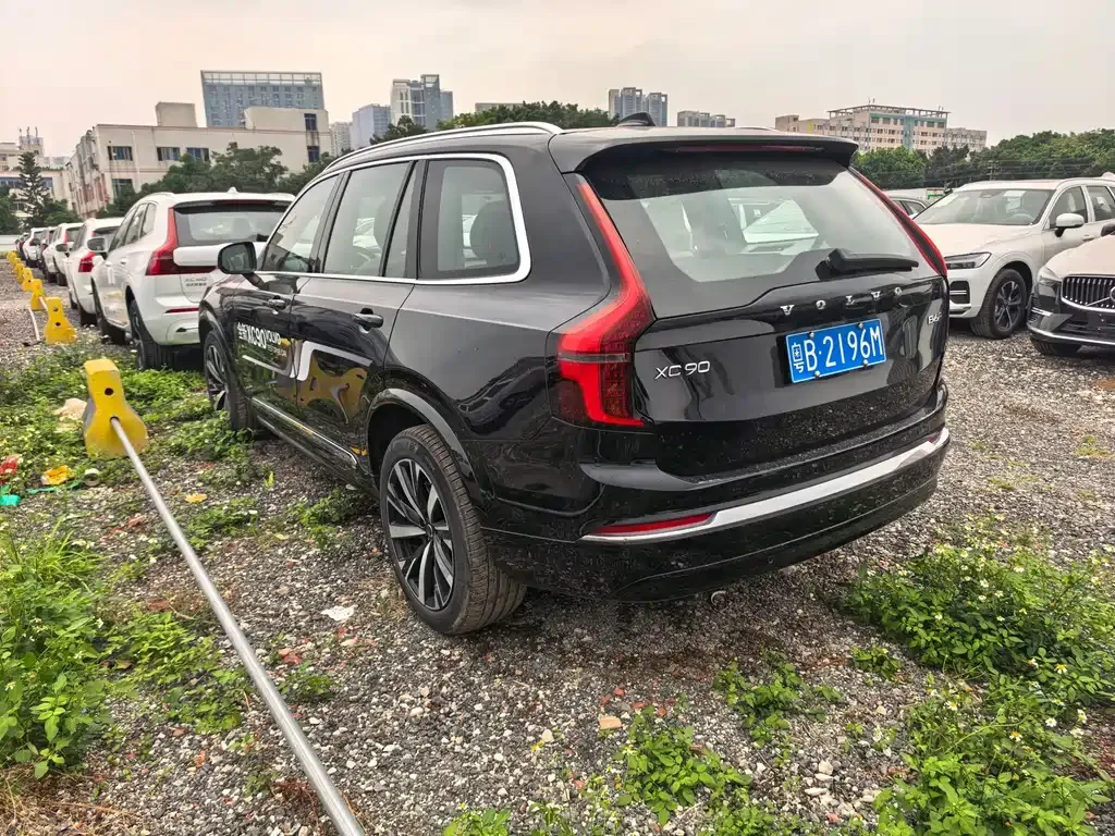 Volvo XC90 2025 из CN, фото 6