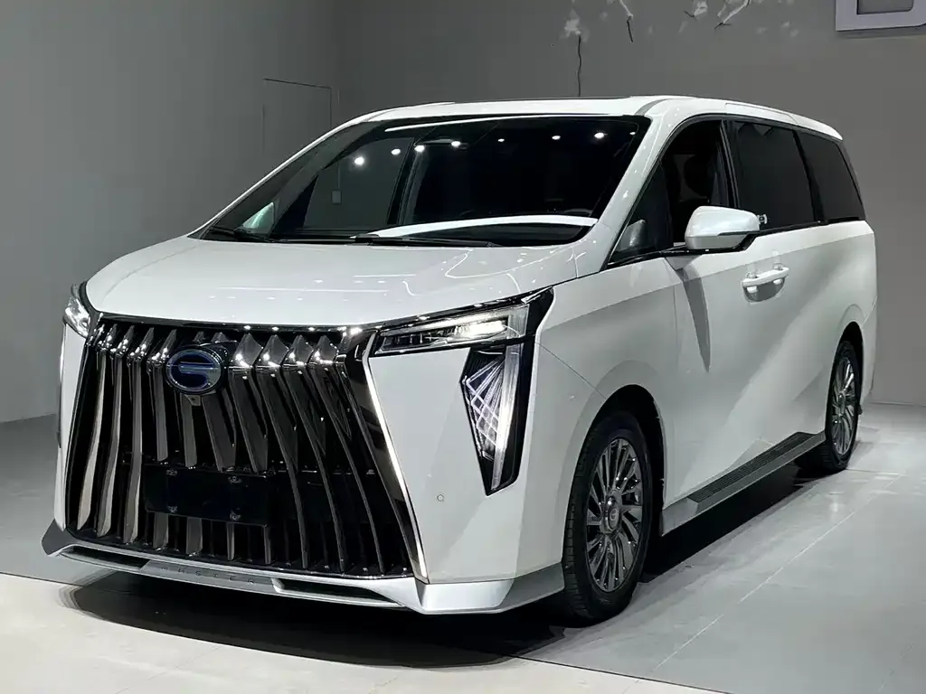 GAC Motor Trumpchi M8 — фото 1