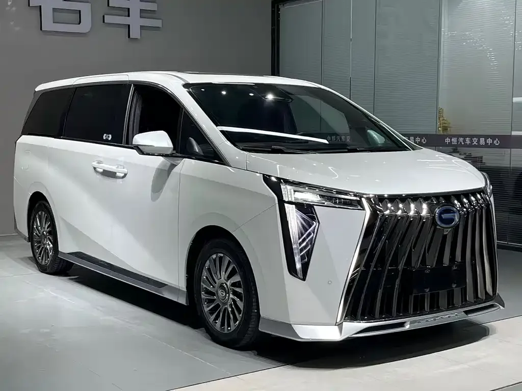 GAC Motor Trumpchi M8 — фото 7