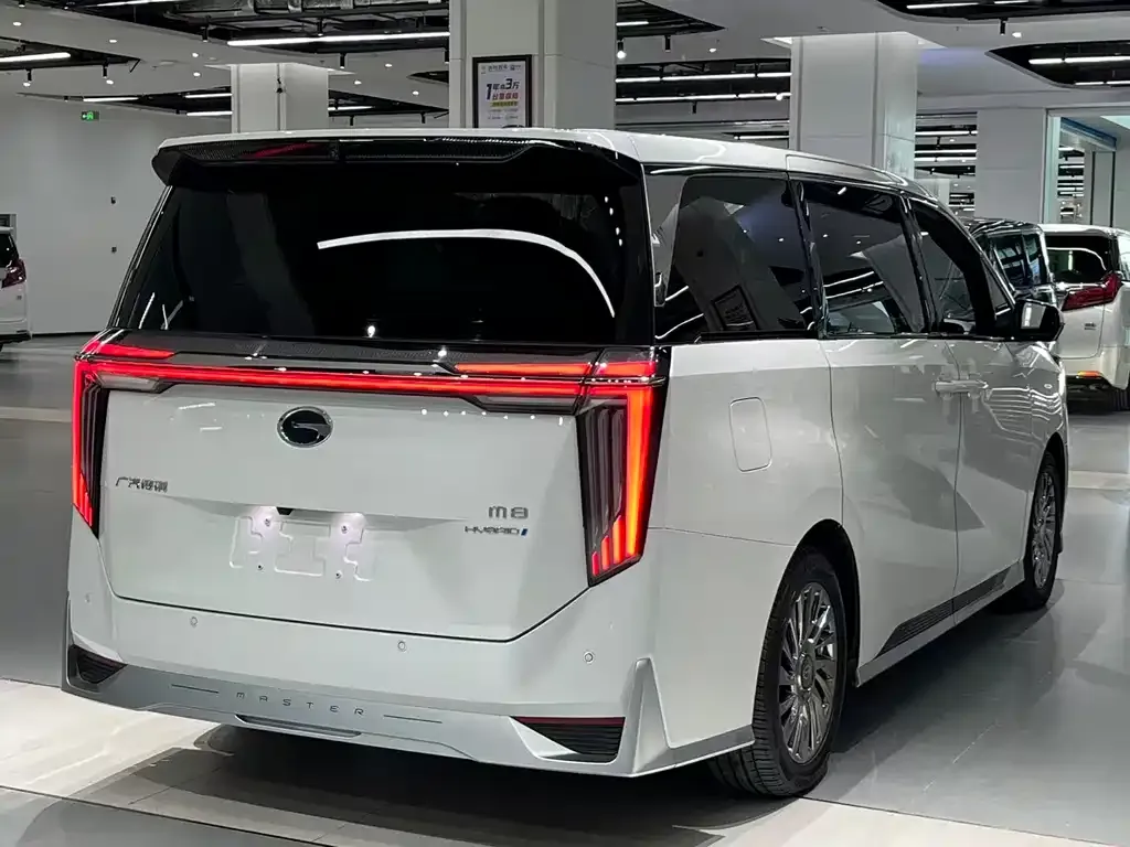 GAC Motor Trumpchi M8 — фото 5