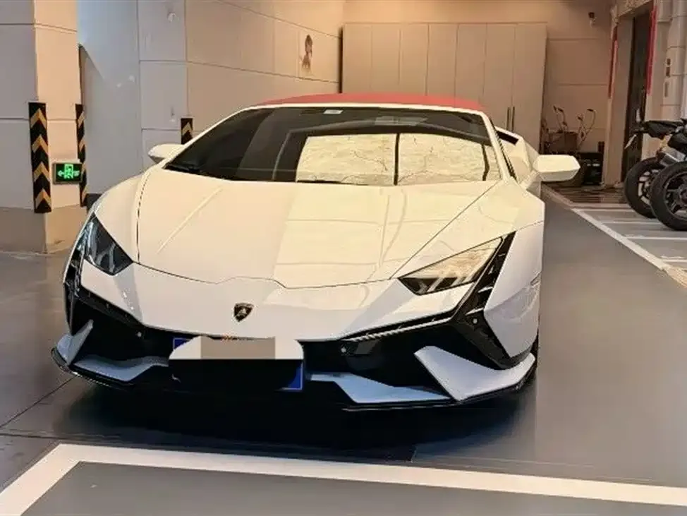 Lamborghini Huracan 2023 из CN, фото 6