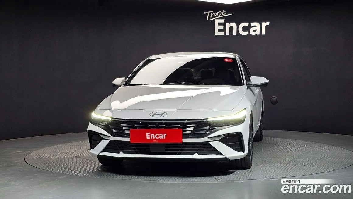 Hyundai AVANTE — фото 2