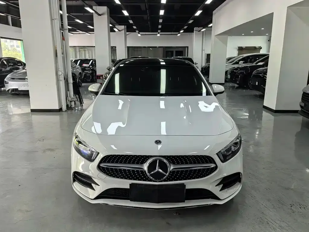 Mercedes-Benz A-Class — фото 4