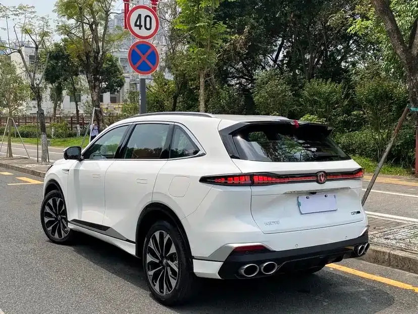 Changan CS75PLUS — фото 7