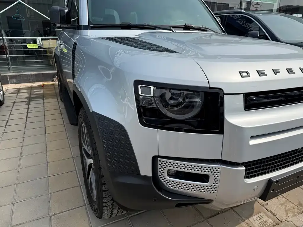 Land Rover Defender — фото 3