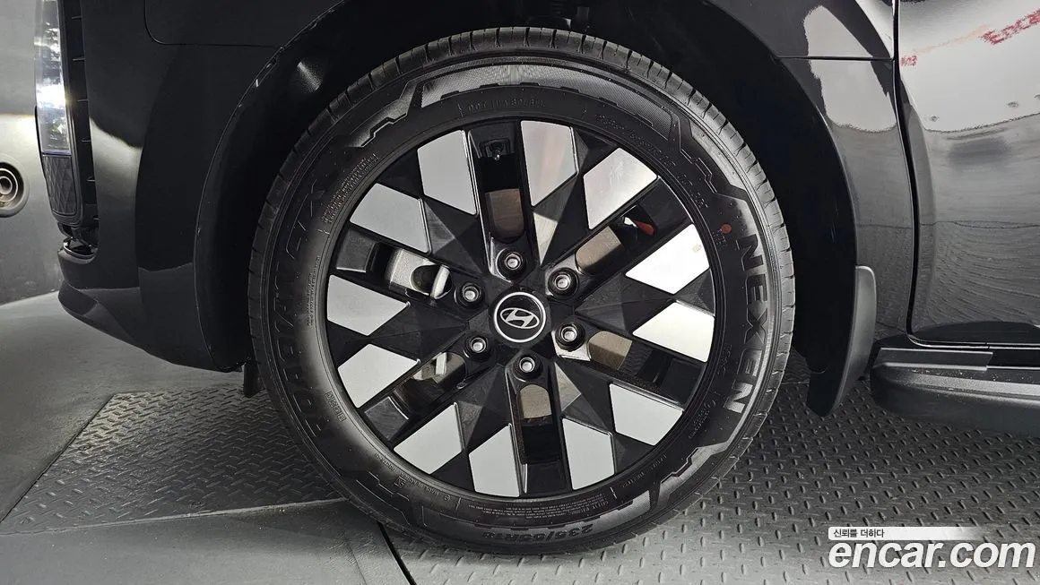 Hyundai Staria — фото 9