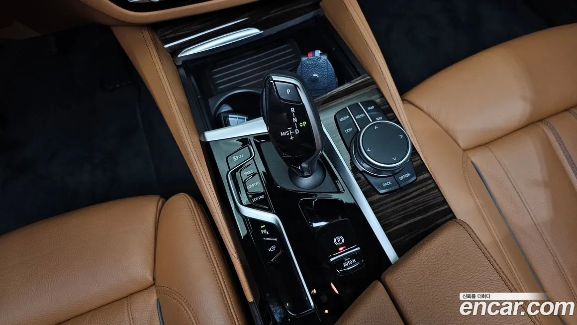 BMW 5-Series 2022 из KR, фото 6