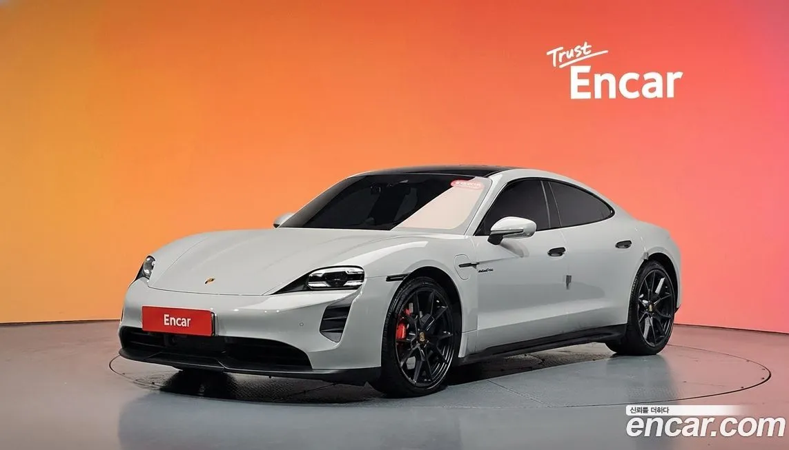 Porsche Taycan