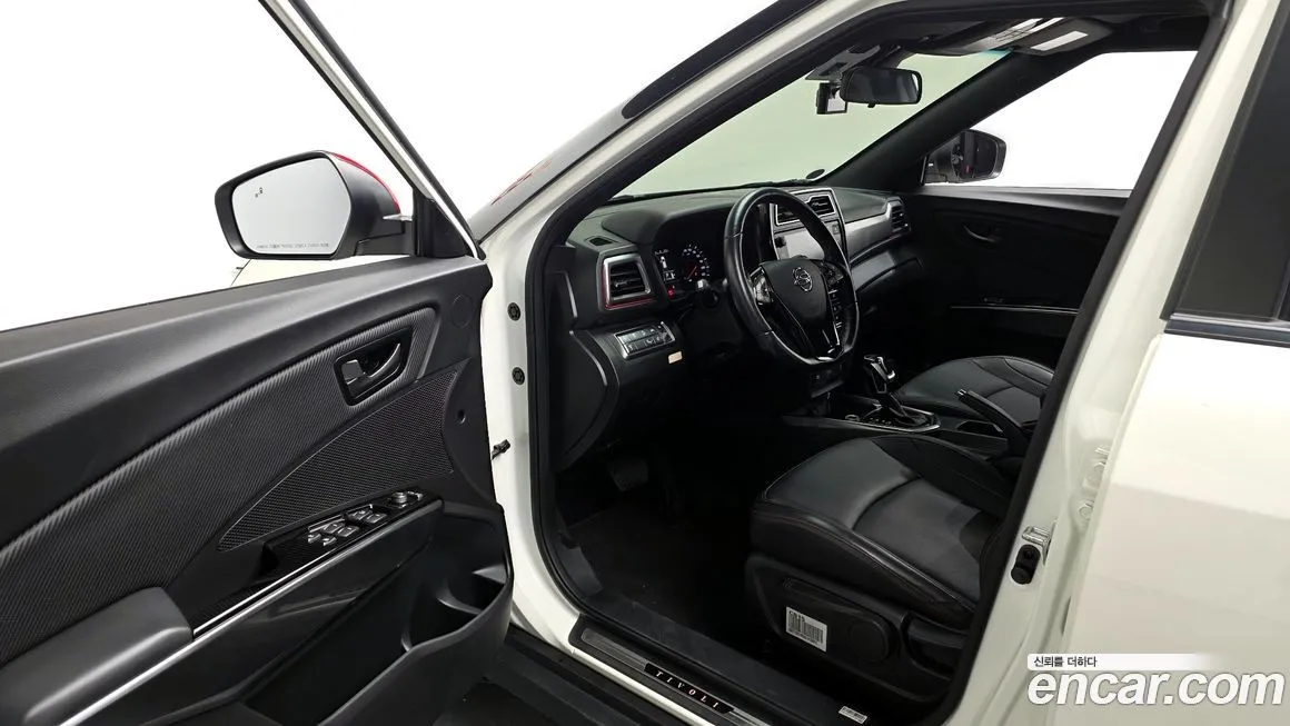 KG Mobility (Ssangyong) TIBOLI 2022 из KR, фото 6