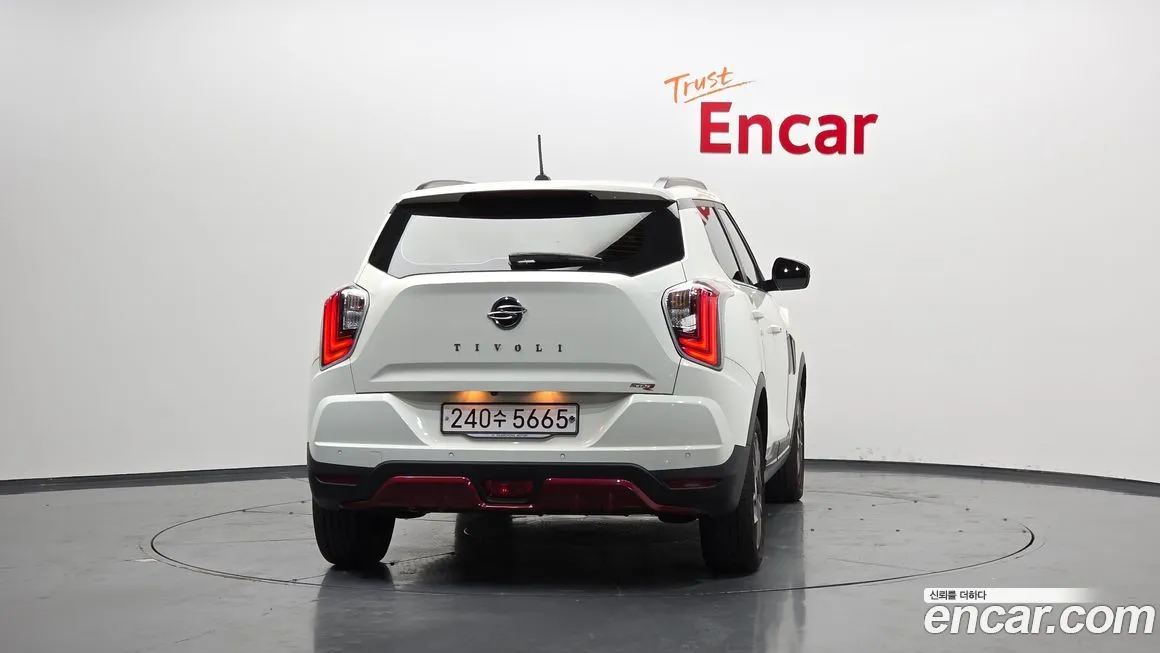KG Mobility (Ssangyong) TIBOLI 2022 из KR, фото 7