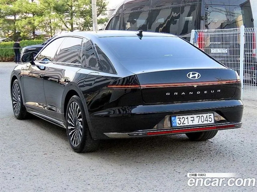 Hyundai Grandeur — фото 10