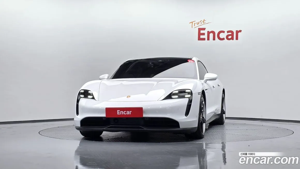 Porsche Taycan 2023 из KR, фото 4