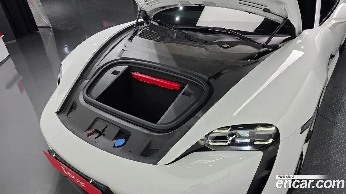 Porsche Taycan 2023 из KR, фото 6