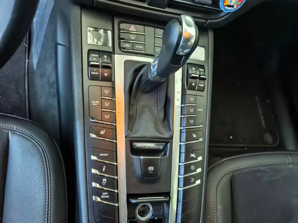Porsche Macan 2021 из CN, фото 6